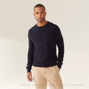 M men’s cashmere crewneck sweater